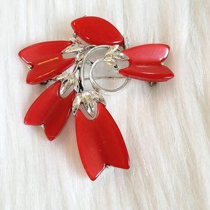 VINtage Lisner Signed Metallic Red Lucite Flower Spray Brooch Pin Silver 12486